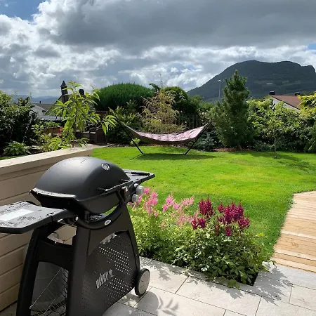 Cozy Place Near Pulpit Rock Апартаменты Йёрпеланн